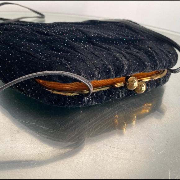 VINTAGE CLUTCH - Picture 3 of 3